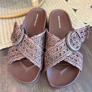 Marc Fisher Welti Chocolate Woven Brown Slides with Buckle Accent size 8.5 GUC